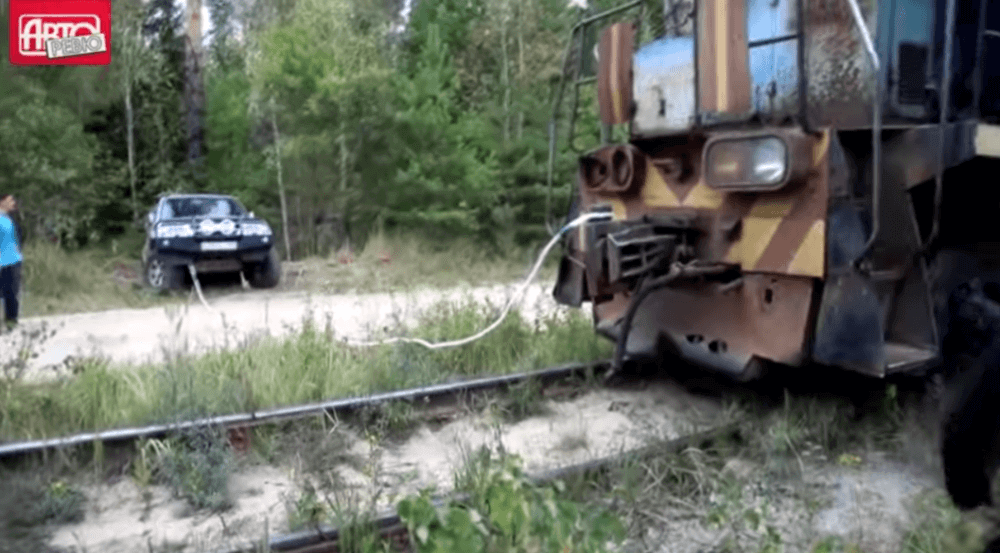 suv vs pociąg