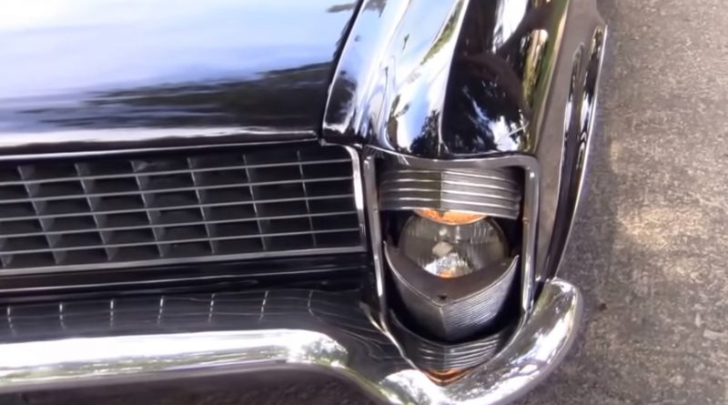 Stylowy sposób na włączenie świateł - Buick Riviera rocznik 1965